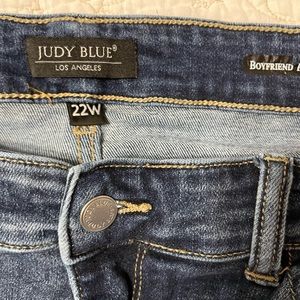 Judy blue blue jeans 22w boyfriend jeans worn